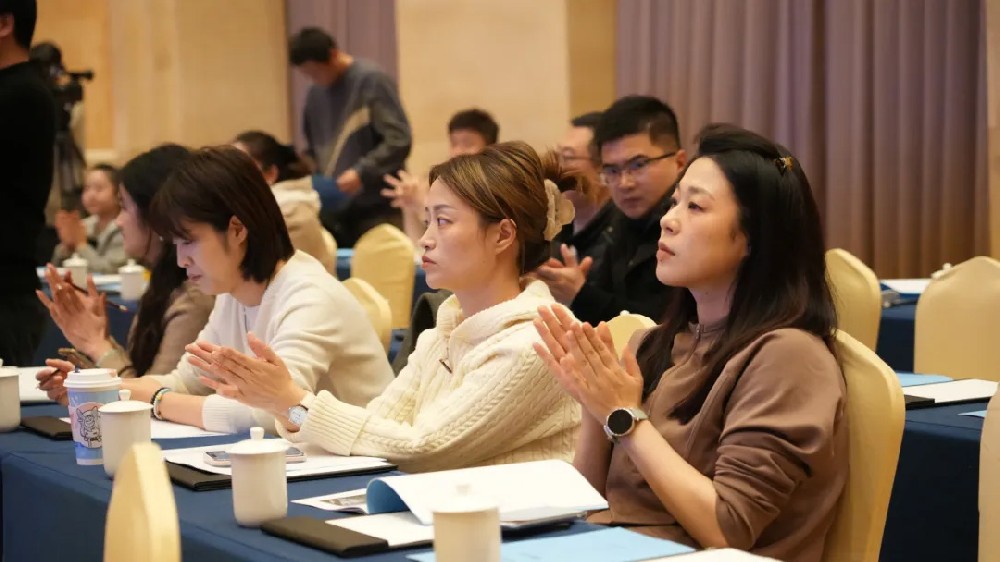 合肥海洋世界三期項(xiàng)目建設(shè)新聞發(fā)布會(huì)：?jiǎn)⒛晃邓{(lán)盛景，共繪夢(mèng)幻海洋新篇章！